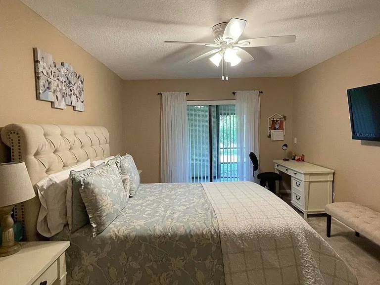 7879 Willow Spring Dr #913 — Photo 11