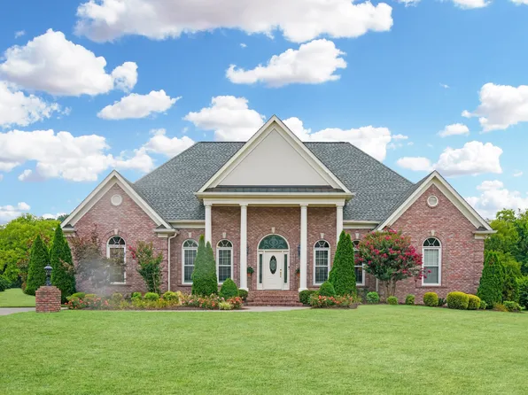 1166 Echo Ln, Franklin, TN 37069