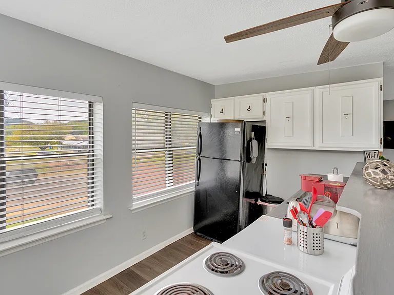 5234 Asher Ln #2 — Photo 11