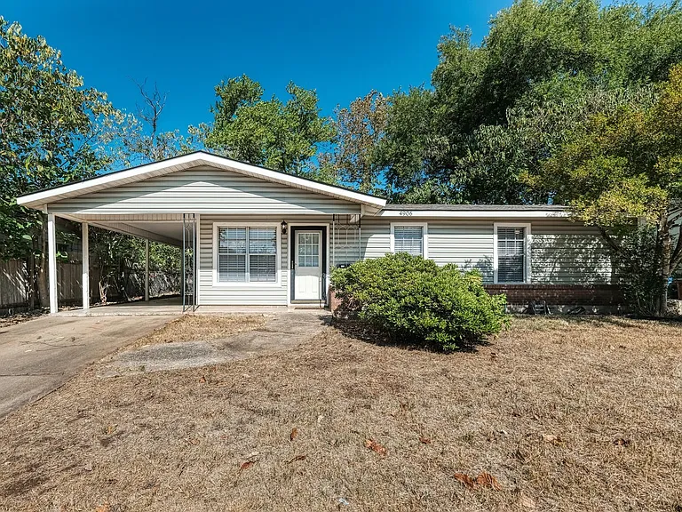 4906 Gladeview Dr — Photo 1
