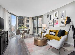 201 E Delaware Pl #700, Chicago, IL 60611