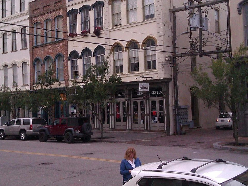 1st image of 213 23rd St #5