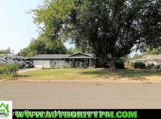 6896 Riata Dr, Redding, CA 96002