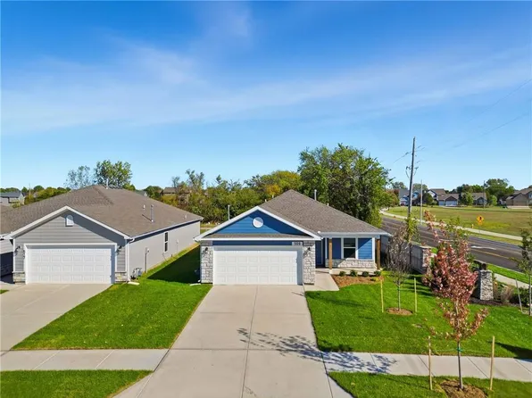 509 N Persimmon St, Gardner, KS 66030