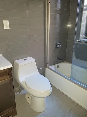 Rented by Uptown Flats LLC | media 17