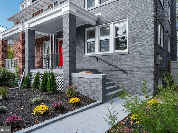 709 Quackenbos St NW, Washington, DC 20011