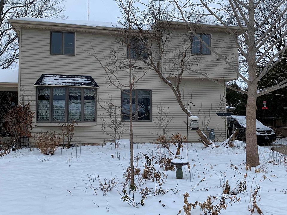 909 Alpine Court