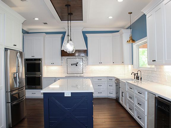 2nd image of 38 Bedford Forrest Ln
