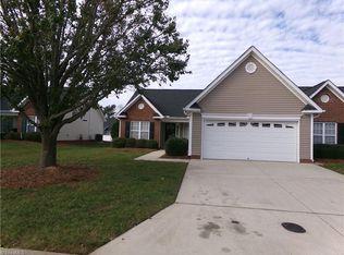 3942 Parkview Ct, Winston Salem, NC 27127