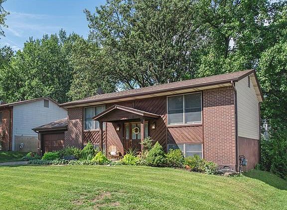 2nd image of 1315 Schulte Hill Dr