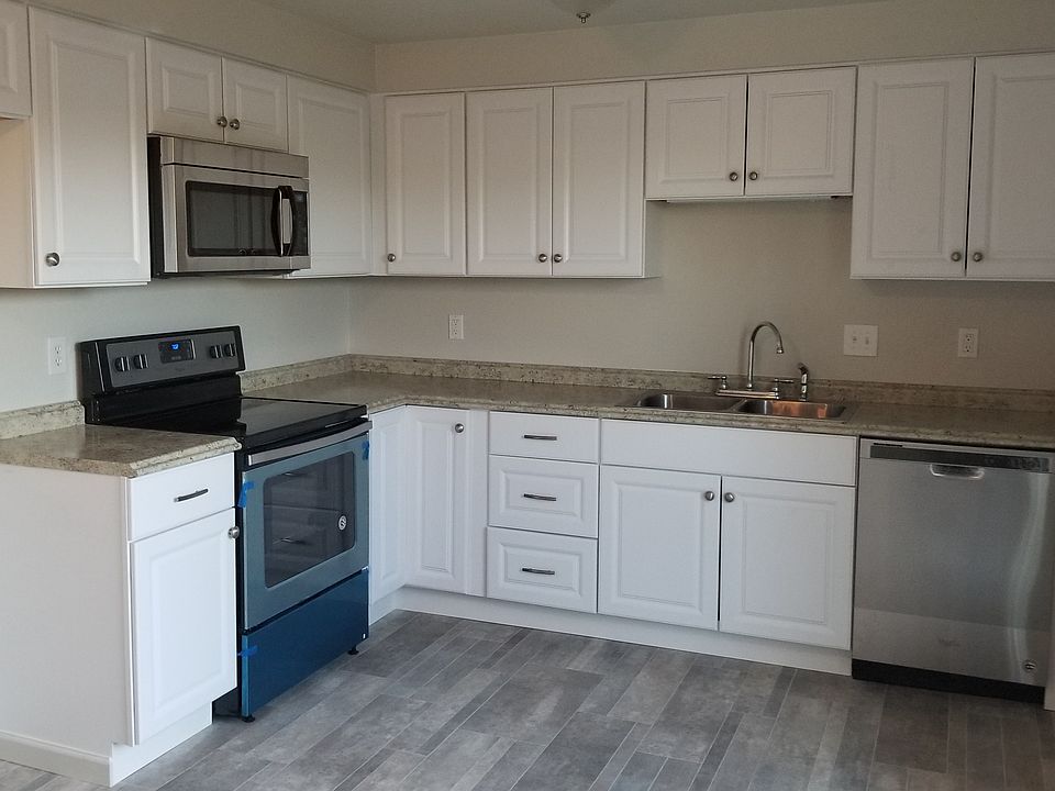 1st image of 2313 W Sylvester St APT A1