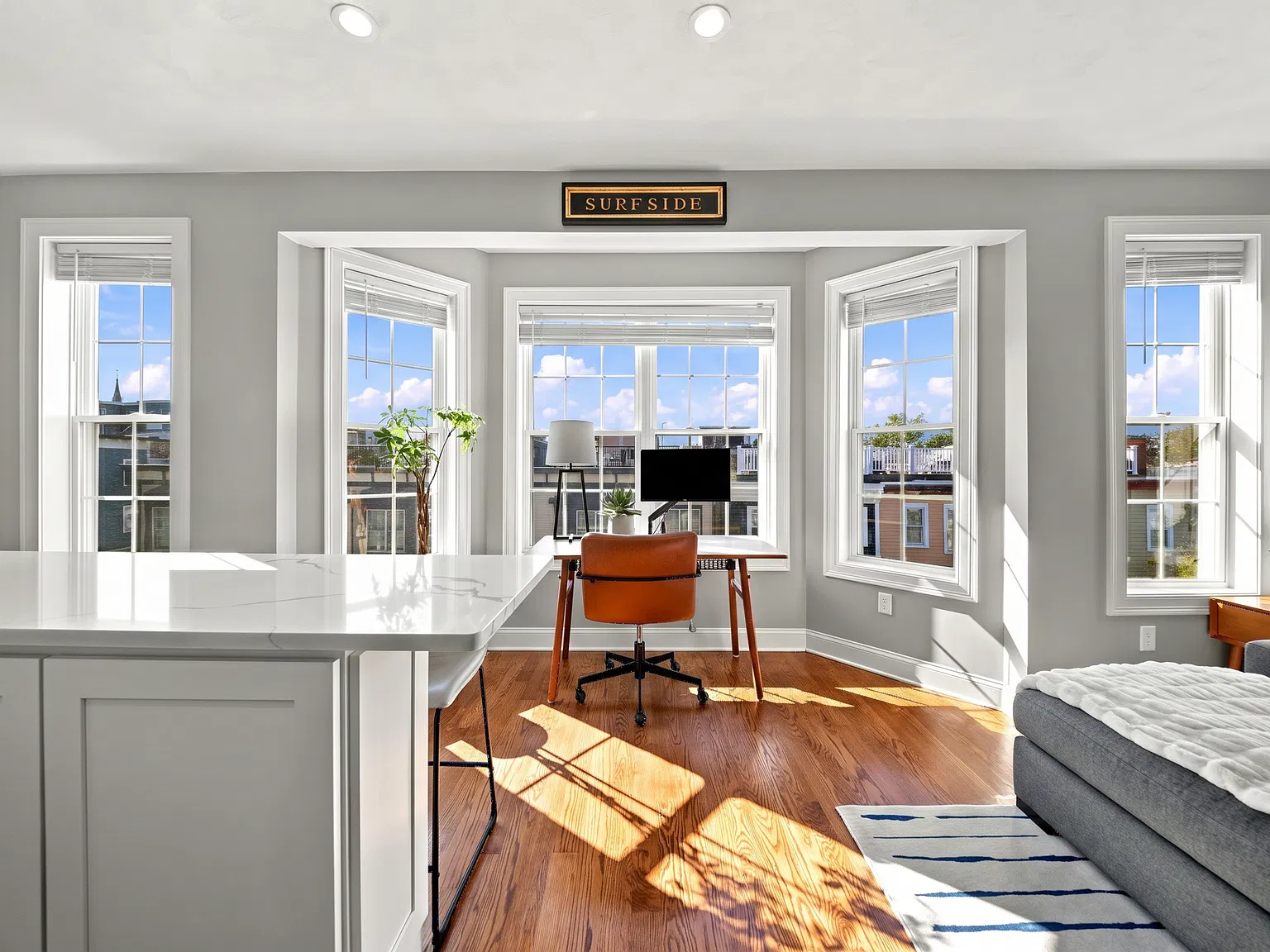 2 bed, 1045 sqft, $5,000 — Photo 3