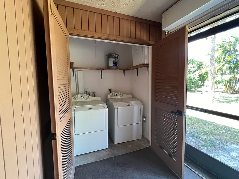 4245 Oak Terrace Dr — Photo 11