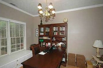 5th image of 2035 Hunters Trail Dr