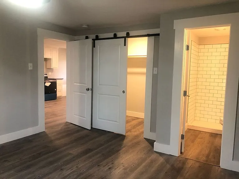 4200 Valview Dr — Photo 6
