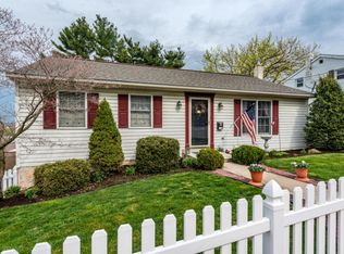 448 Howard Ave, Ephrata, PA 17522