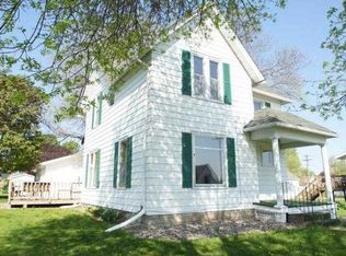 107 N 3rd St, Goodhue, MN 55027