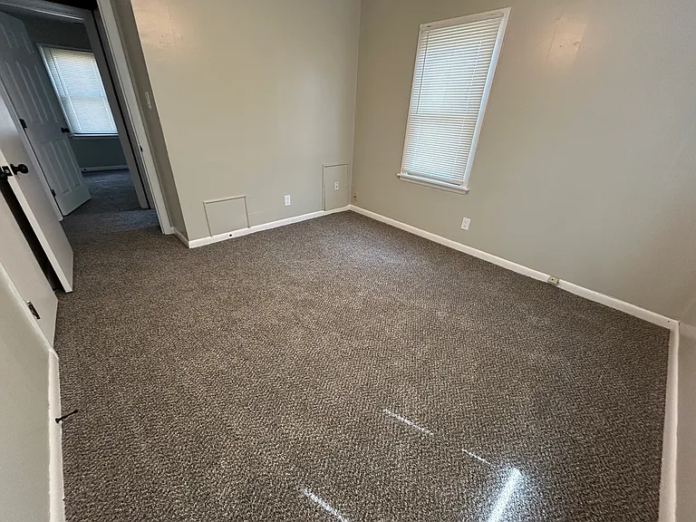 1021 S Dwight St — Photo 4