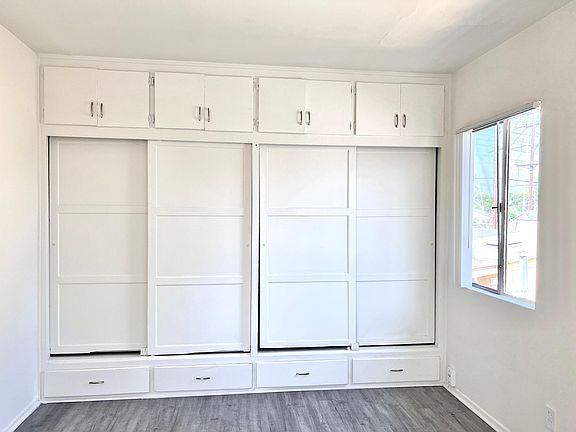 2nd image of 5936 Riverton Ave #5936