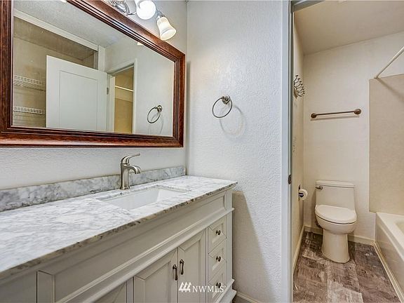 5th image of 12641 NE 130th Way APT C104