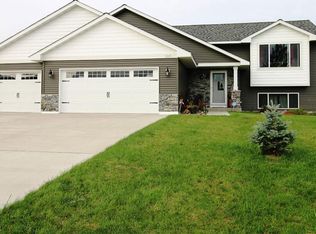 285 Pintail St, Baldwin, WI 54002