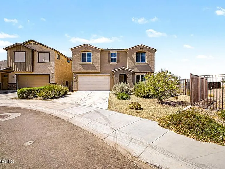 10950 W Beatrice St — Photo 1