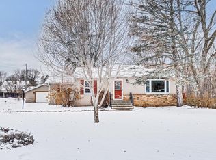 2029 Hazelwood St, Saint Paul, MN 55109