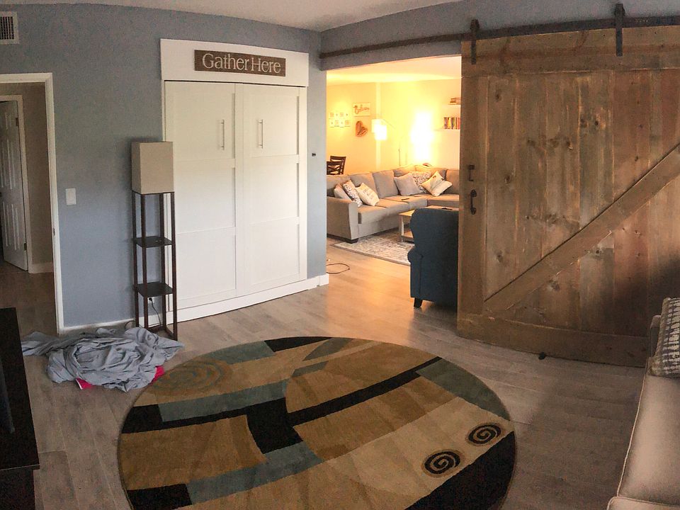 1st image of 4400 Hillcrest Dr APT 618B