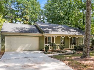 462 Sherwood Cir, Stone Mountain, GA 30087