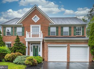 2048 Madrillon Rd, Vienna, VA 22182