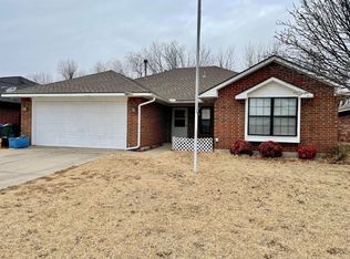 1743 Concord Dr, Norman, OK 73071