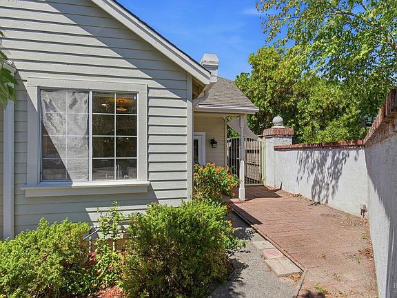 3rd image of 864 Glen Miller Drive