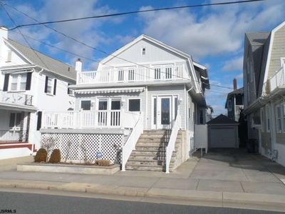 11 S Wyoming Ave, Ventnor, NJ, 08406