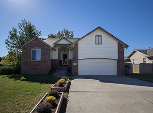 2531 E Egret Flight Ct, Wichita, KS 67219