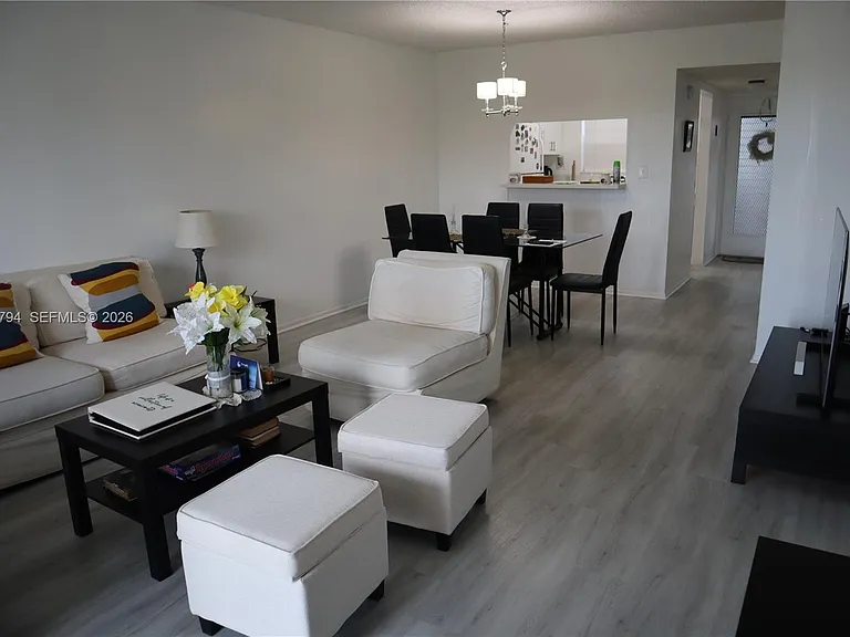 3000 E Sunrise Lakes Dr #303 — Photo 26