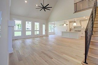 5th image of 316 Bryson Ln