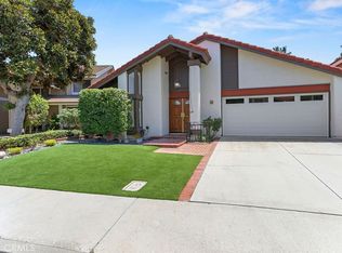 21 Glorieta W, Irvine, CA 92620