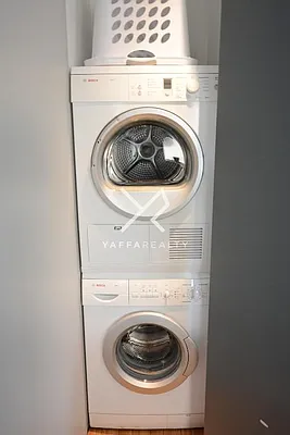 Rented by Yaffa Realty LLC | media 33