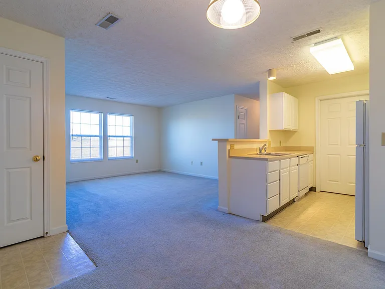 4465 Burbank Rd — Photo 1