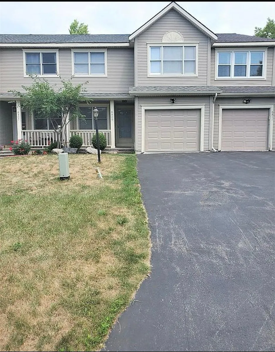 Building Photo - 5809 Nobleton Cir