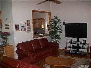 2nd image of 2 Bromley Pl