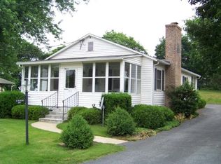 2041 Stonecrest Dr, Lancaster, PA 17601