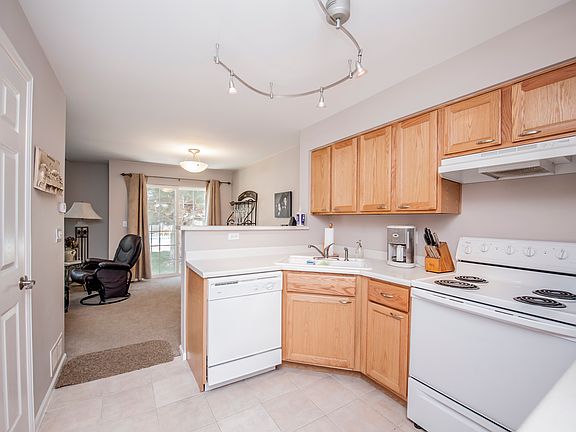 Kitchen / Dinning Room