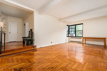 72 Park Terrace West
