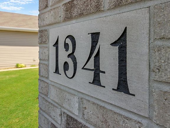 2nd image of 1341 California St