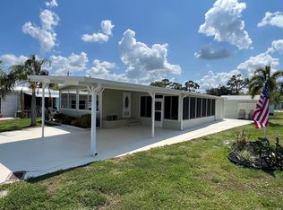 704 Palm Frond Ct, North Fort Myers, FL 33917