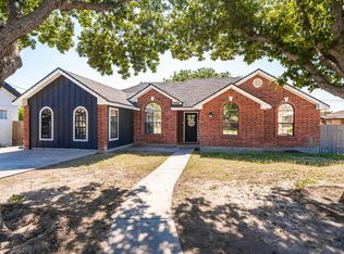 105 Terrace Cir, Del Rio, TX 78840