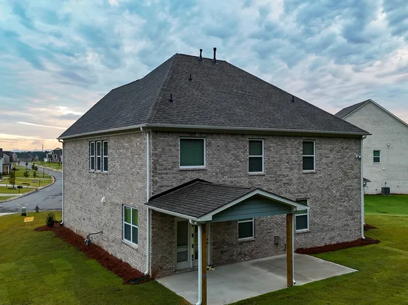 3945 Near Star Ln, Cumming, GA 30028