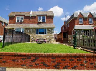 1819 Danforth St, Philadelphia, PA 19152