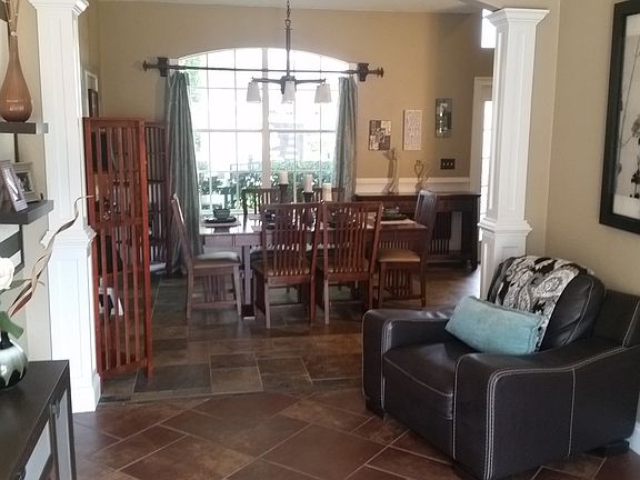 4th image of 1006 Corkwood Dr